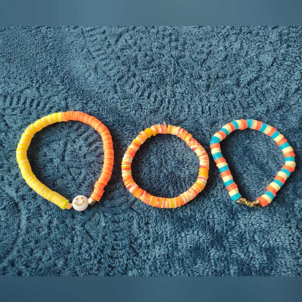 Kids Smiley Bead Bracelet - Yellow and Orange